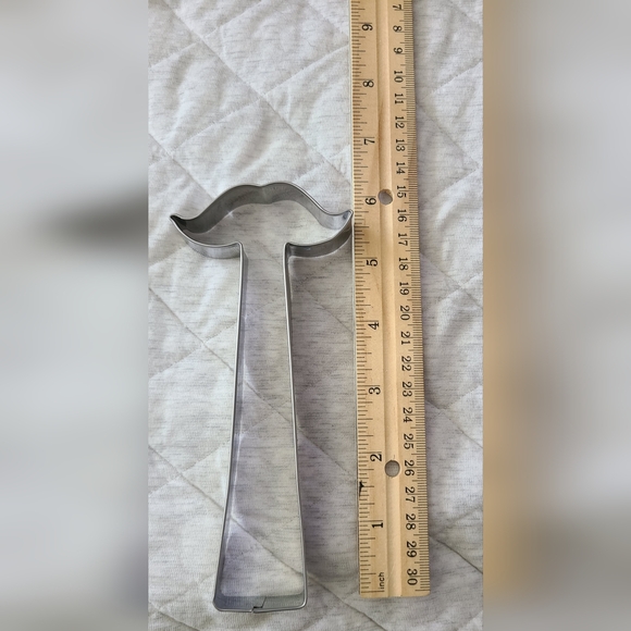 BRAND UNKNOWN | FOUR SET COOKIE CUTTERS - Picture 5 of 11